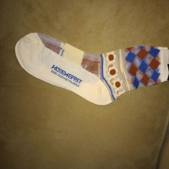 🆕🧦Free People Mesh Diamond and Floral Socks - Picture 2 of 4